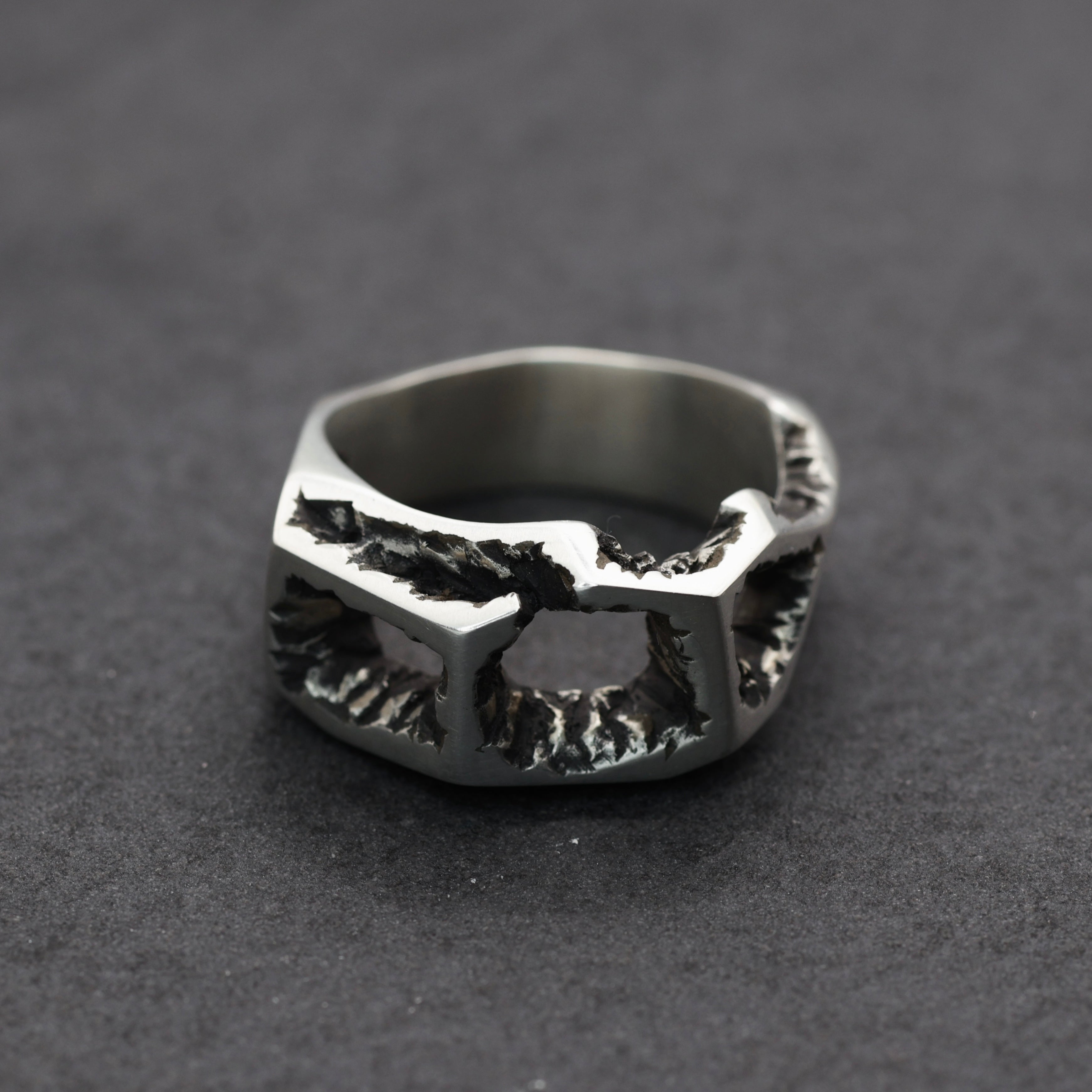 Damaged Ring