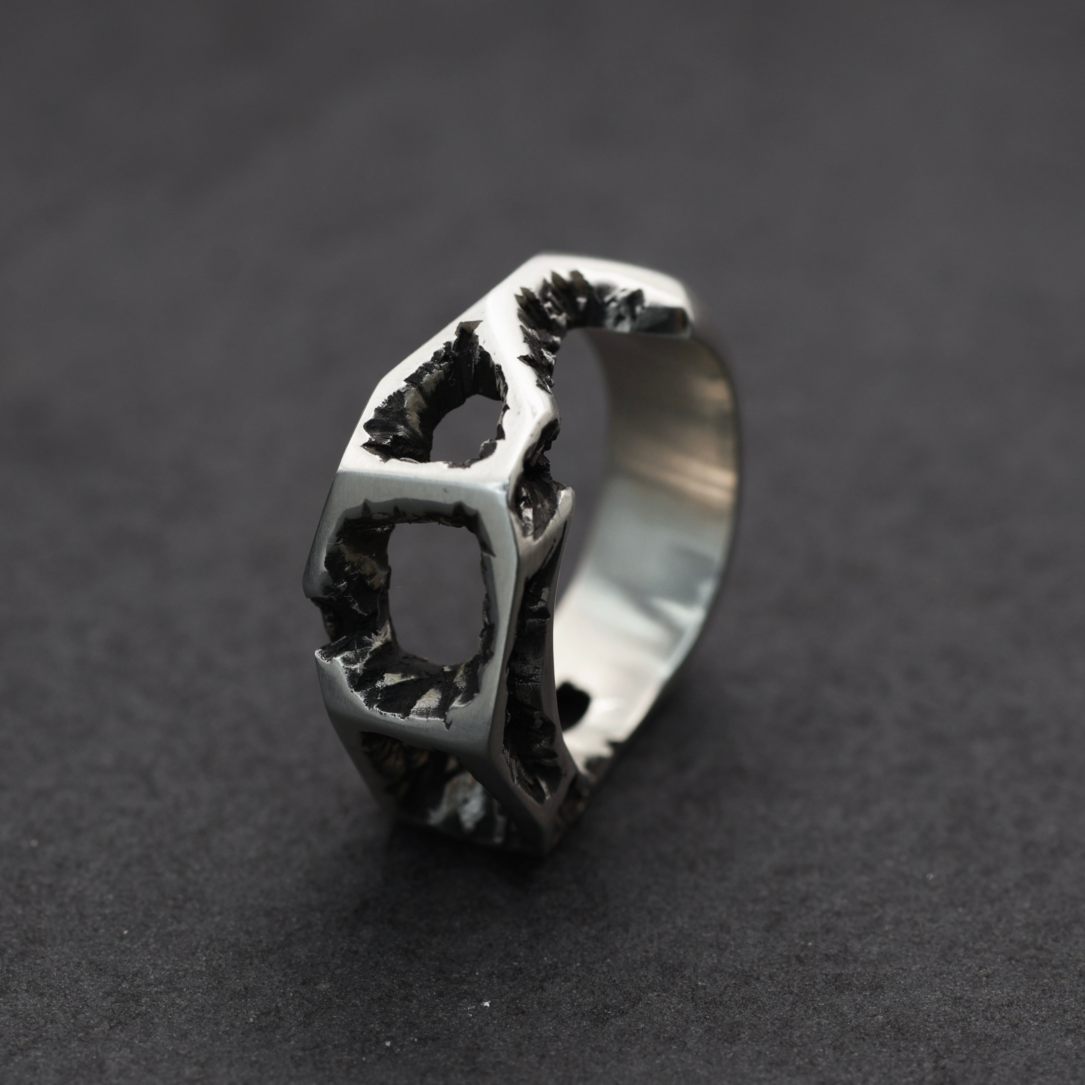 Damaged Ring